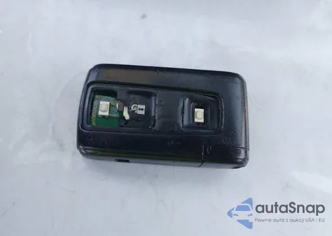 2008 Toyota Prius z USA, uszkodzony, nr VIN JTDKB20U183319547